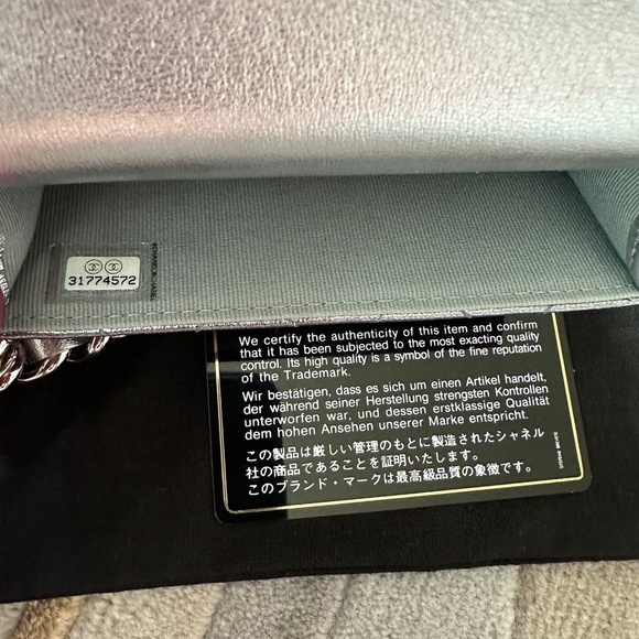 Chanel Coco Punk metallic silver ombré leather Belt bag. CHANEL - Picture 12 of 13